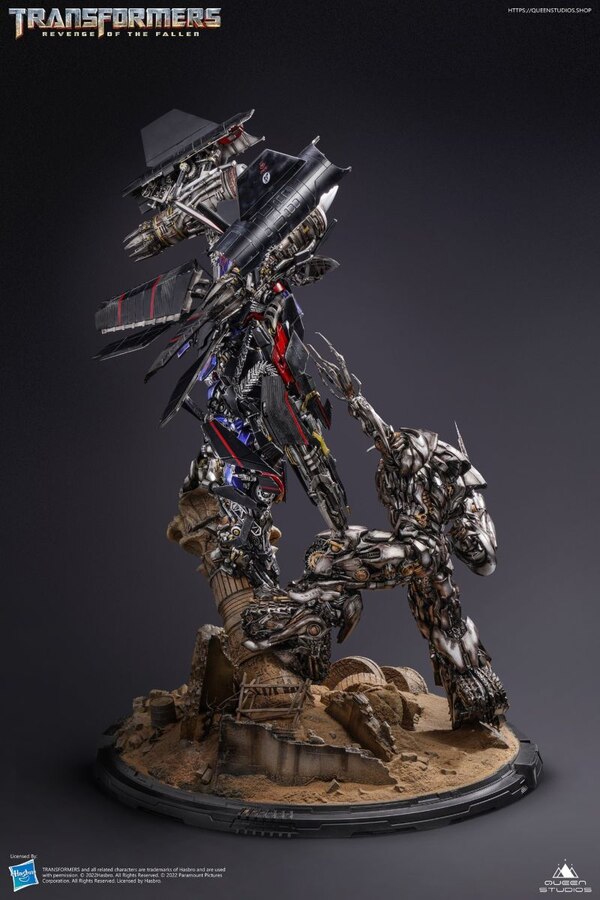 Queen Studios Jetpower Optimus Prime VS Megatron Statue  Image  (16 of 33)